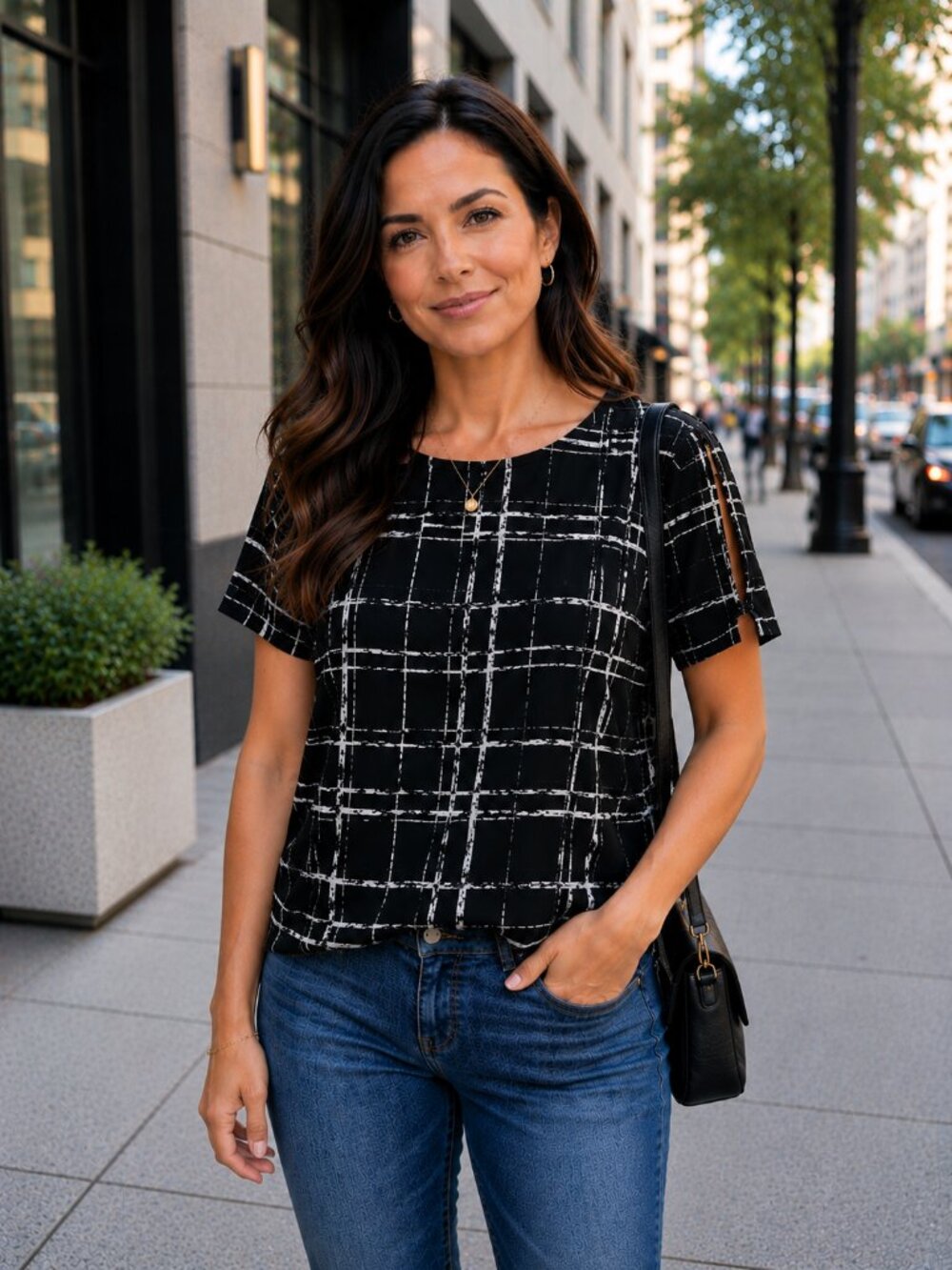 COMO BLU Black & White Plaid Short Slit Sleeve Top